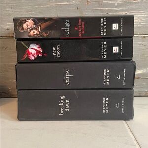 4 books from the twilight series by Stephanie Meyer